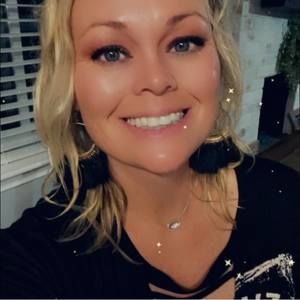 Meet your Posher, Melanie